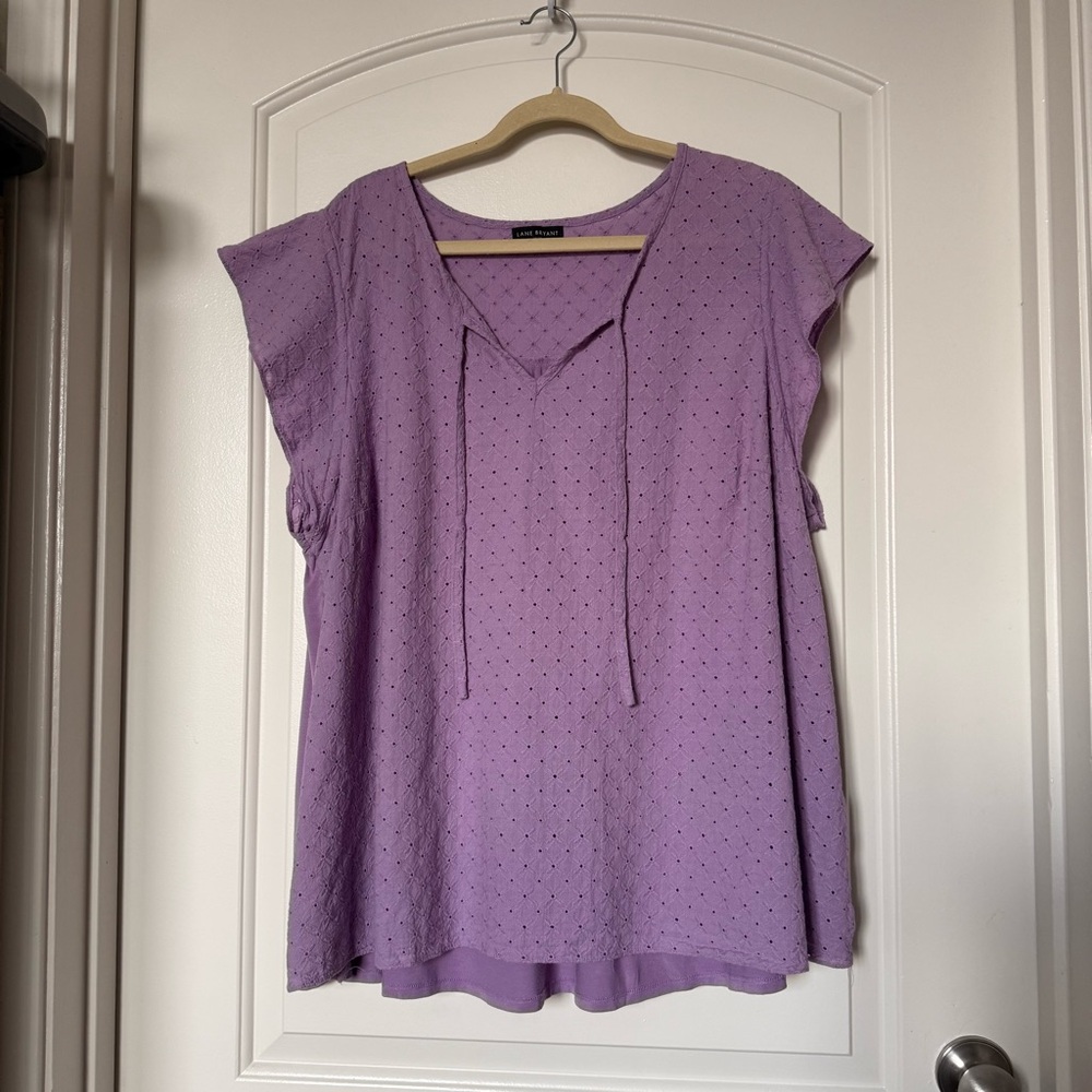 Lane Bryant lavender ruffle short sleeve blouse Top backyard bbq, flattering fit
